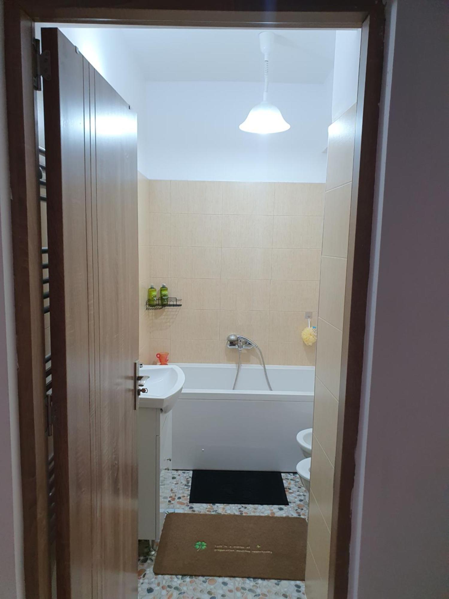 Apartament Castelul Bran Râmnicu Vâlcea المظهر الخارجي الصورة